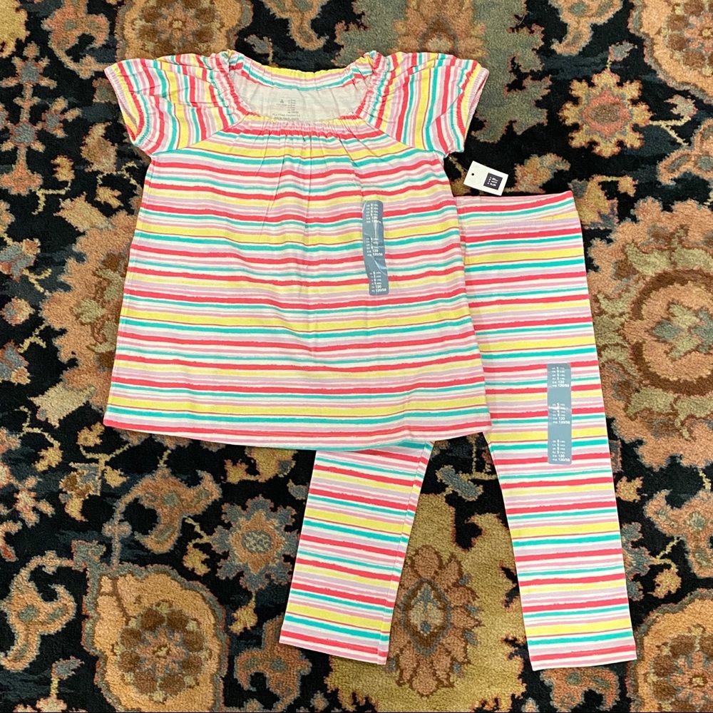 *NWT* Baby Gap Girls 5 Striped Capri Set